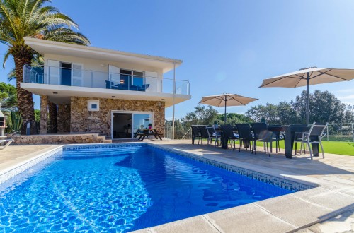 Reforma Integral de Casa Unifamiliar en Lloret de Mar